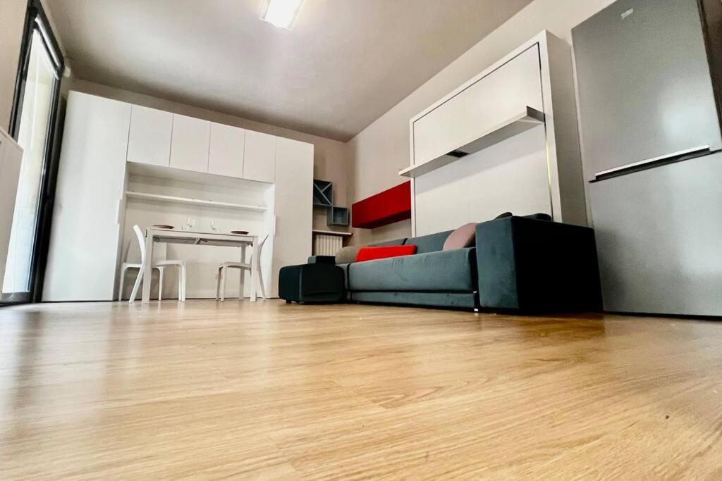 Апартаменты Urban House - Comfy Flat Navigli Milan Center Экстерьер фото